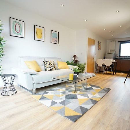 Perfectly Located Stunning Apartment Londra Dış mekan fotoğraf