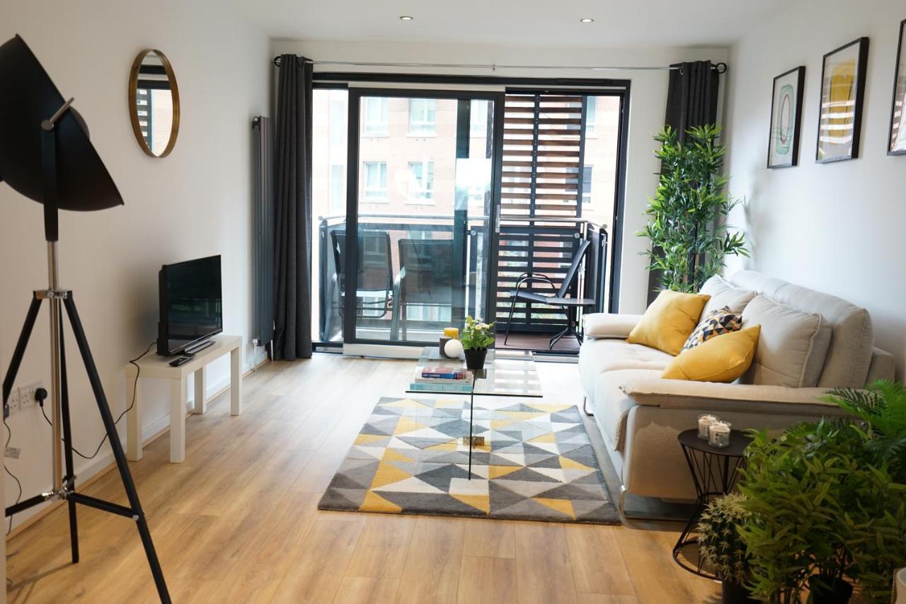 Perfectly Located Stunning Apartment Londra Dış mekan fotoğraf